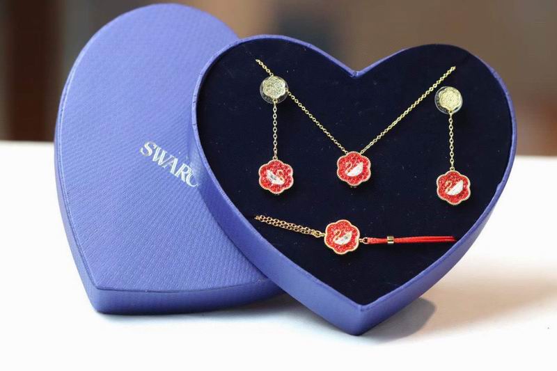 Swarovski Necklace 03lyr129 (2)